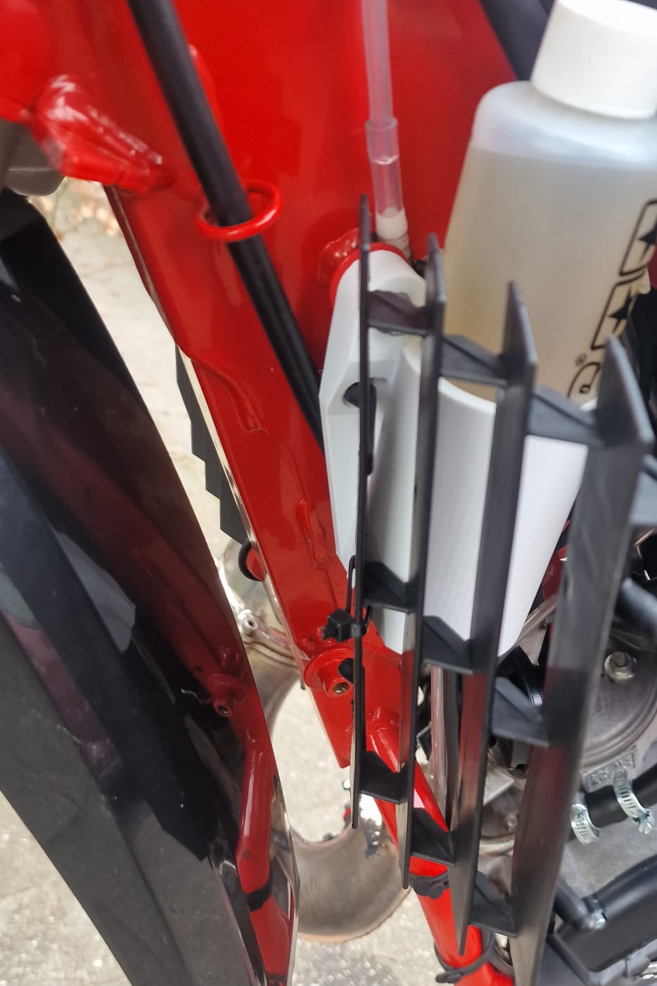 Oil Dispenser Holder - Beta