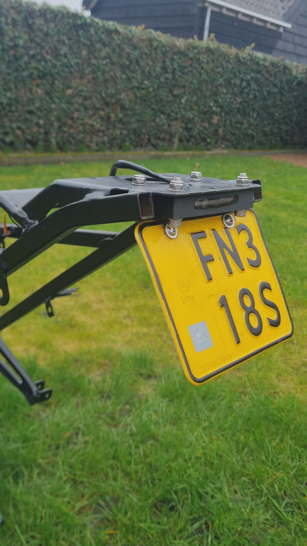 Quick Swap Foldable Licenseplate Holder Derbi/Aprillia